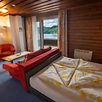Haus Kapeller Appartement *